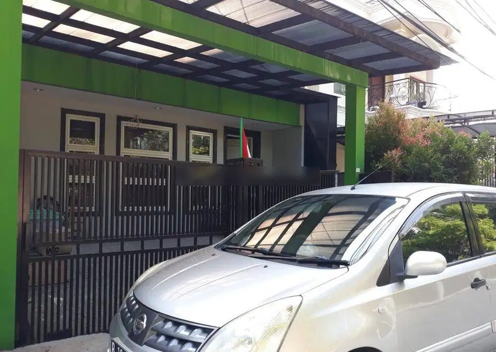 Dijual Rumah Hadap Timur. Lebar 8 mtr. Dalam komplek