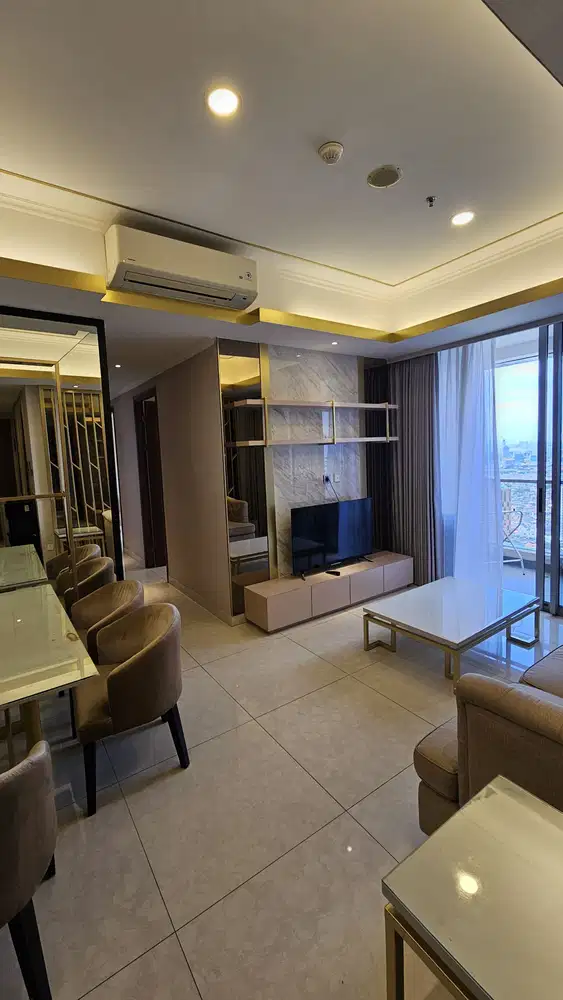 Di sewakan Apartemen Taman Anggrek Residences 3br Condominium Furnish
