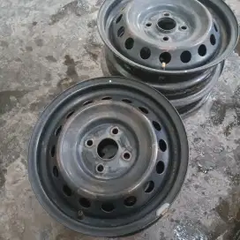 Pelek kaleng r14 pcd 100