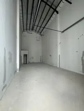 D jual gudang bizpark pik 2 ada gandeng