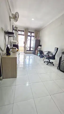 JUAL CEPAT   Rumah Siap Huni Jalan 2 Mobil di Sunter Garden, Harga OK