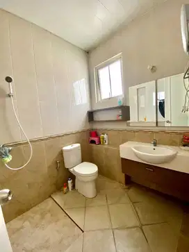Rumah mewah di onyx alam sutera