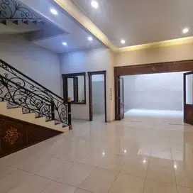 Dijual Rumah di Puri Indah, Jakarta Barat