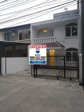 Disewa Rumah 2 Tk 6 X 19 3+1 Kt Janur Kuning Kelapa Gading SudahDicat
