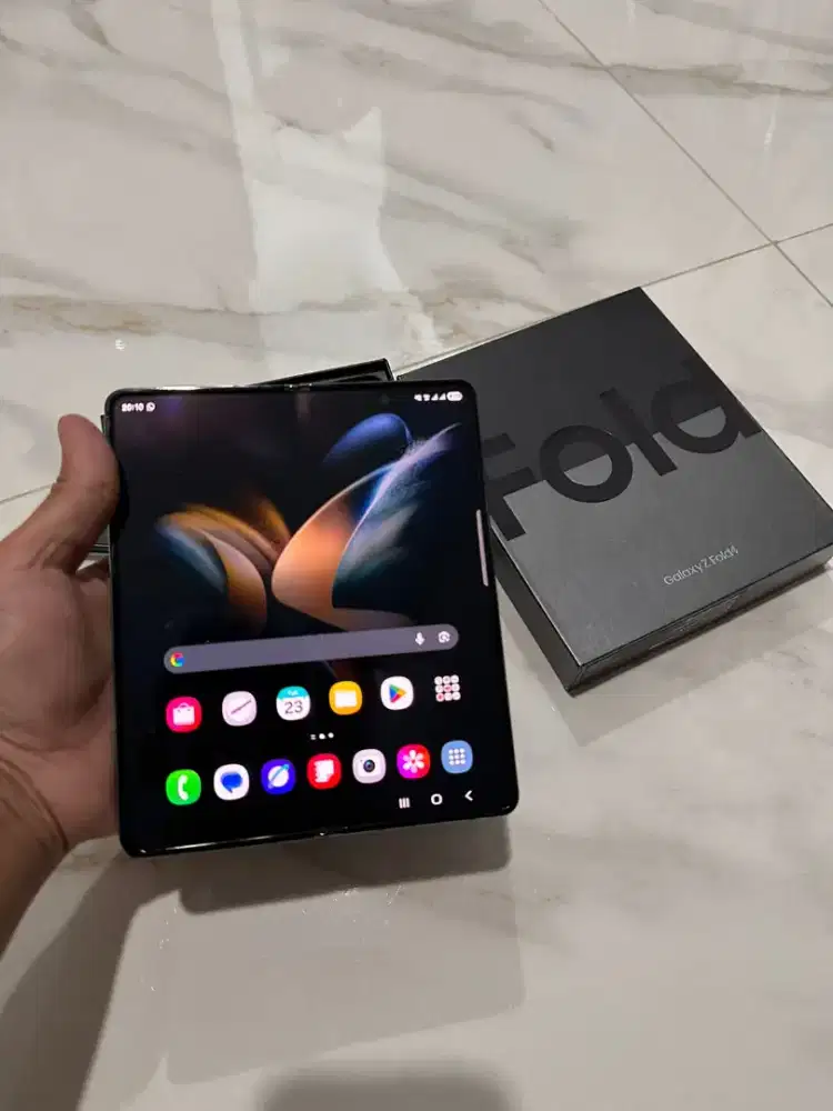 For Sale Z FOLD 4 256GB