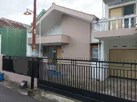 Rumah MURAH Cocok Untuk Kost di Terusan Sigura Gura