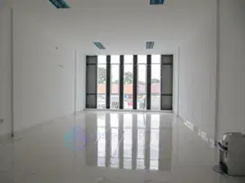 RUKO 3 LANTAI TERSEWA DEKAT LIVING PLAZA CINERE