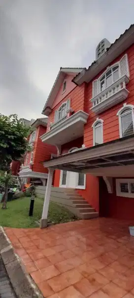 Di jual Rumah BU  Omaha Village Gading Serpong
