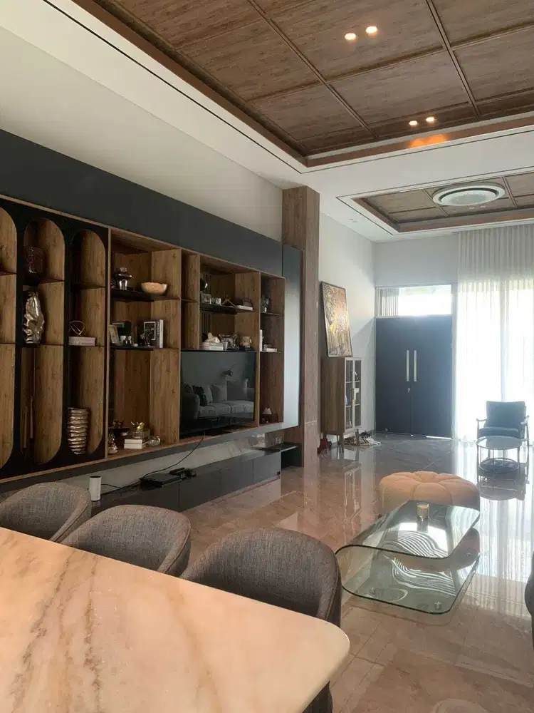 Rumah PIK 2 PBV uk 10x25 2,5lt Full Furnished Bagus Hrg 14M nego