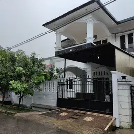 TURUN HARGA .  Rumah Cantik Siap Huni Jatiwaringin Asri