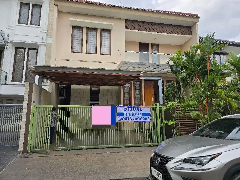 Rumah siap pakai turun harga Gading Serpong Sektor 1 dengan pool