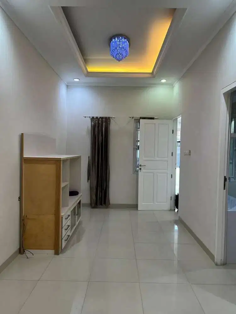 Dijual rumah siap huni di Citra garden 3