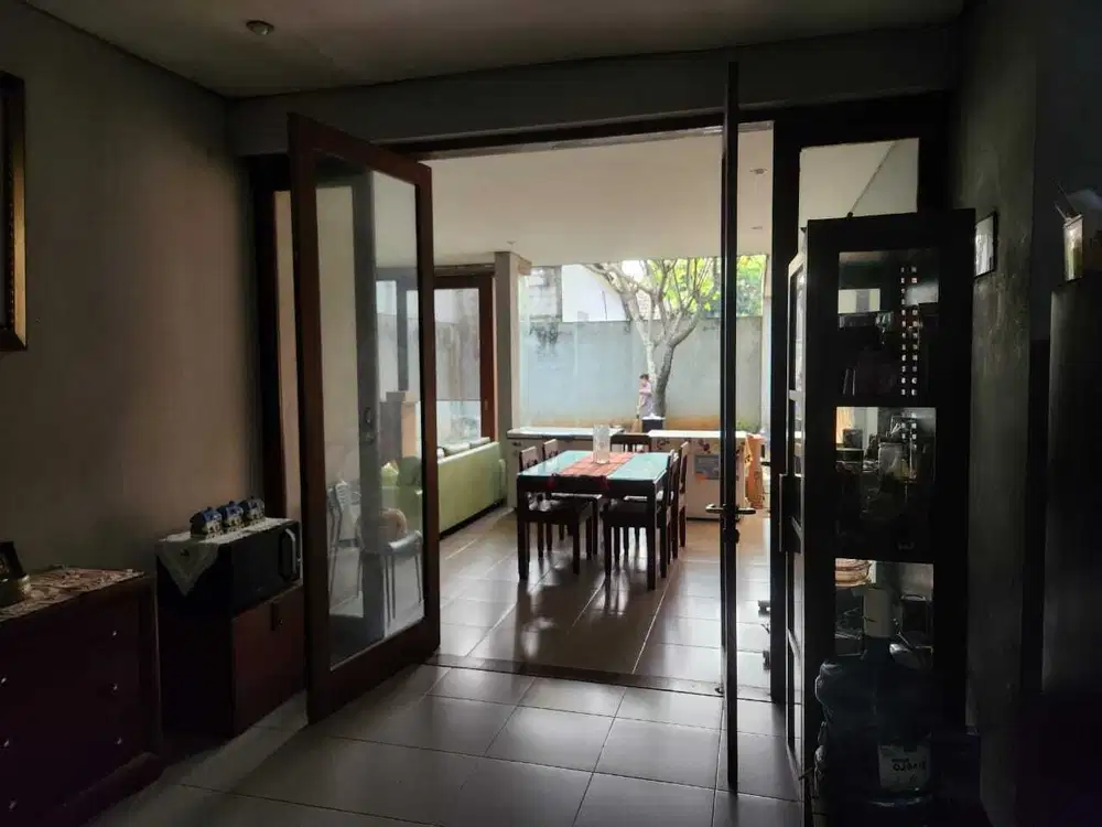 Dijual Cepat Rumah Bagus di Griya Loka BSD.