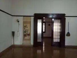 Dijual Bangunan Tua Hanya Hit. Tanah Saja di Jl. Sukajadi - Bandung