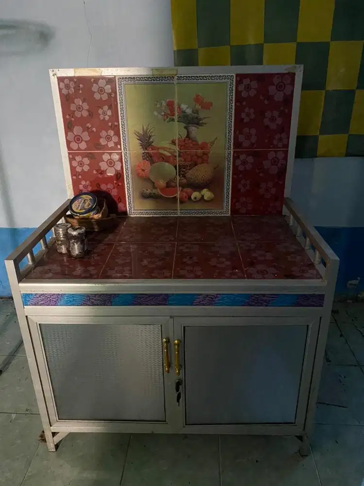 Lemari kompor Dapur