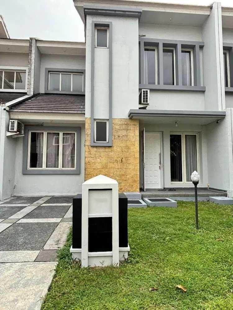 Rumah 2 Lantai Cantik di Cempaka Suvarna Sutera Tangerang 1K90004Y