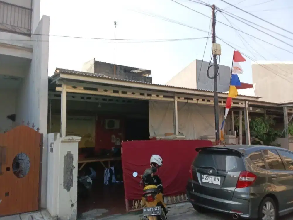 Rumah di Tytyan Kencana Kota Bekasi