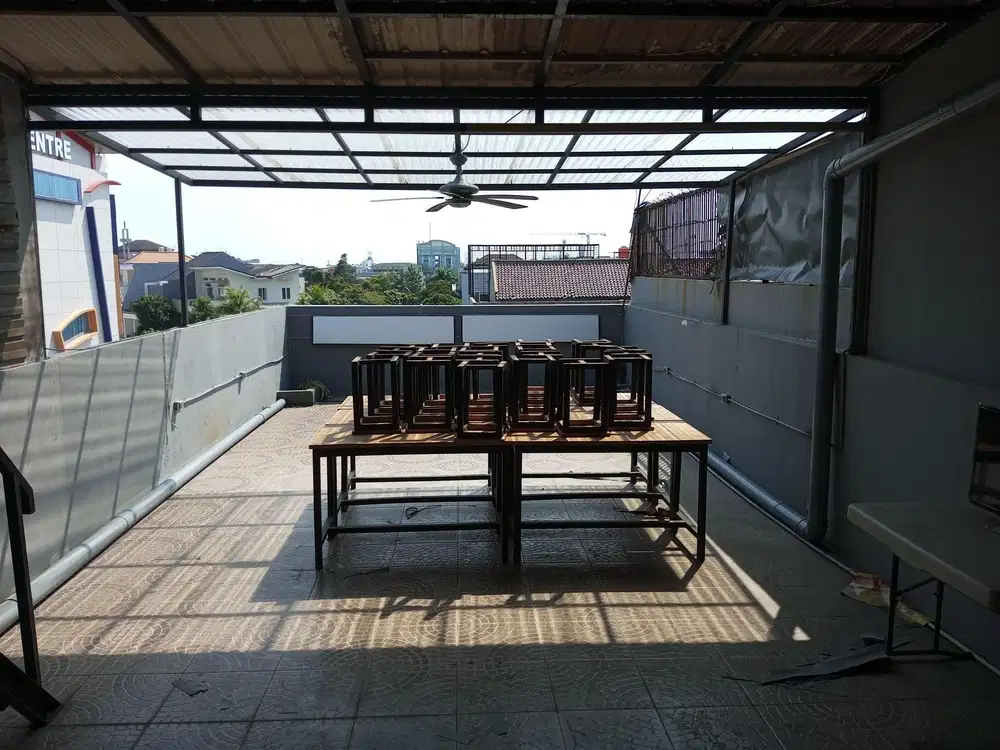 Rooftop di Tanjung Duren, Jakarta Barat