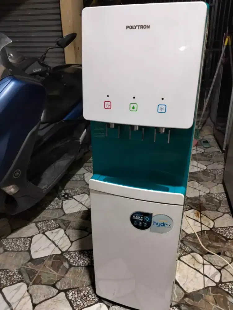 Jual dispenser polytron hydra hot n cool keluar air es.ori