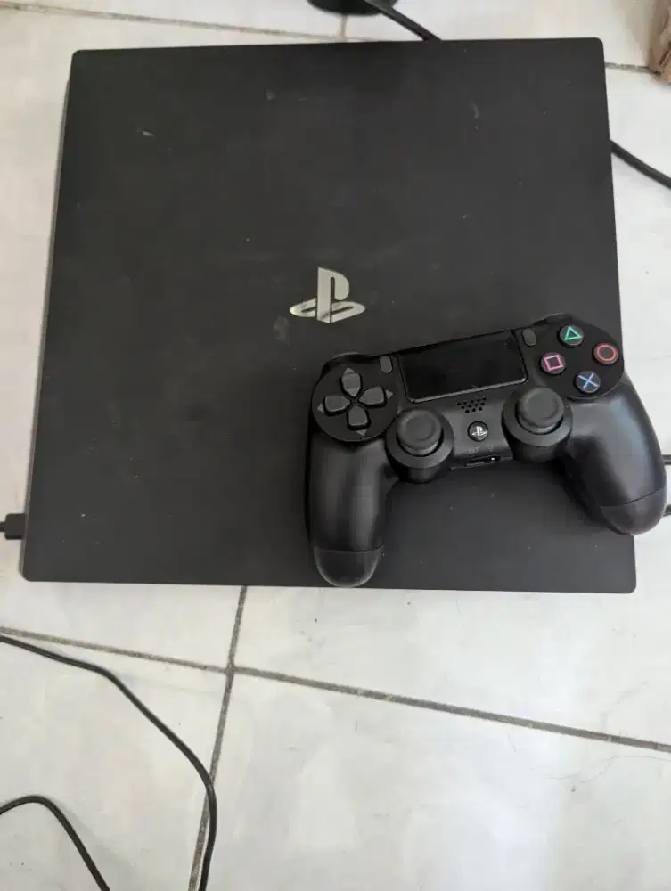 ps 4 pro seri 72