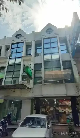 Strategis Ruko 3 Lantai di Bulevar Timur, Kelapa Gading