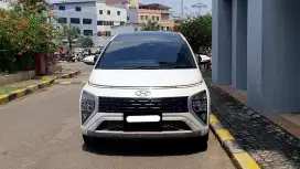 Km19rb hyundai stargazer prime 2023 putih captain seat