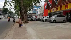 Di sewakan ruang usaha bekas rumah makan di Palmerah Jakarta Barat