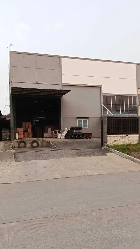 di jual pabrik gudang lippo cikarang