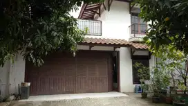DIJUAL RUMAH ASRI 2 LANTAI KAWASAN JATIMURNI BEKASI
