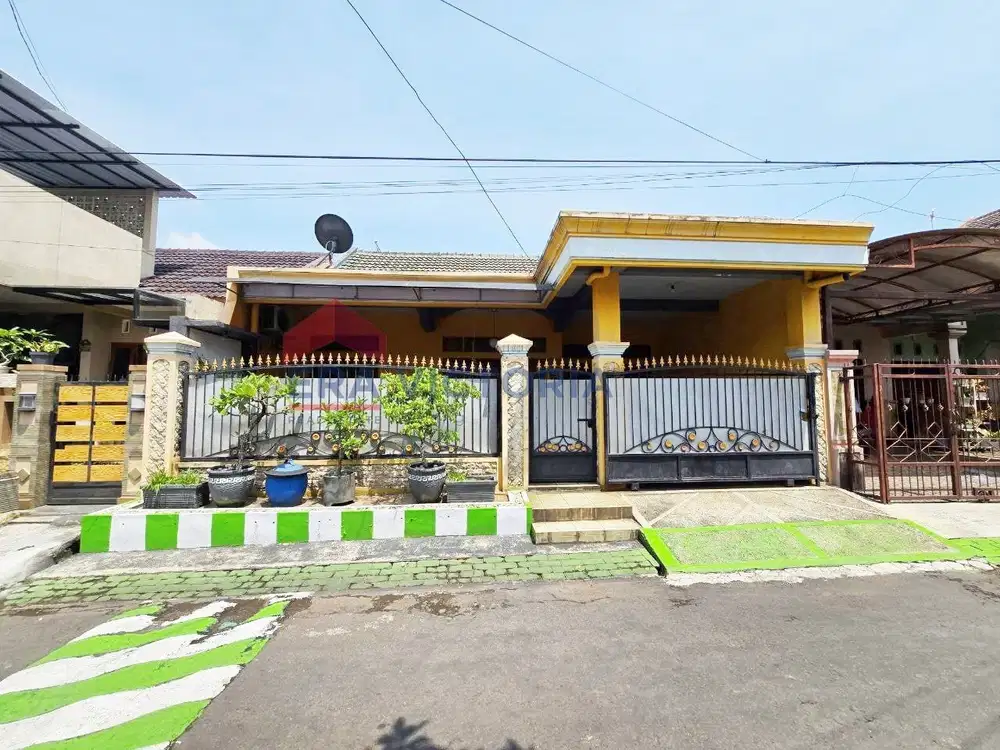 Rumah siap huni dekat pintu tol Malang