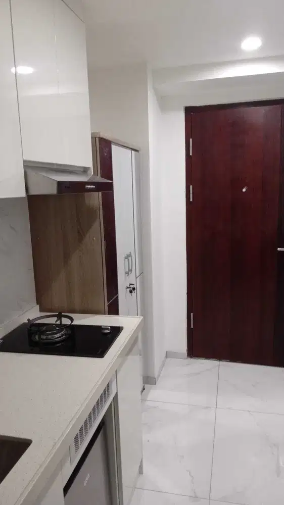 Disewakan apartemen Skyhouse Super Murah