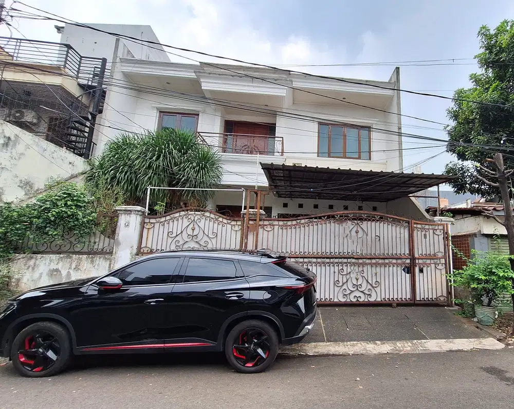 DIJUAL RUMAH MEWAH 2 LANTAI KAWASAN KRAMAT PELA GANDARIA