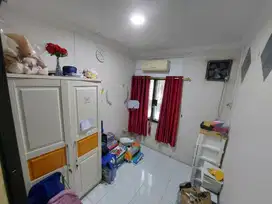 Dijual rumah Taman Palem Lestari Jakbar