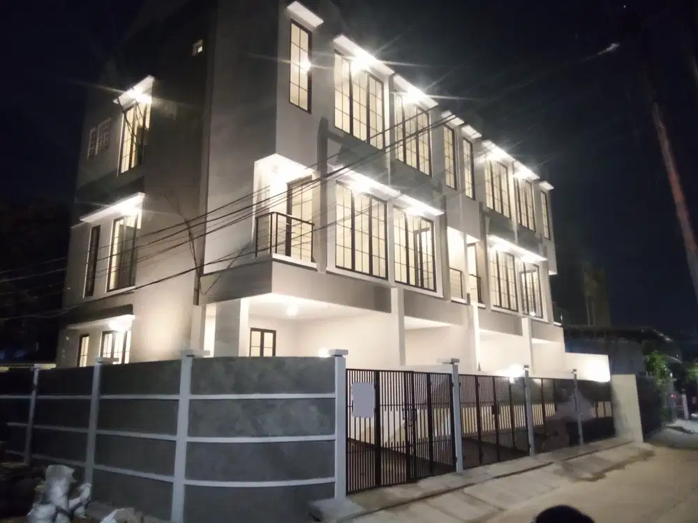 DIJUAL RUMAH BARU RATU CEMPAKA KEBON JERUK READY 3 UNIT SIAP HUNI