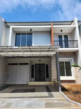 Rumah Rivera Garden, 2 lantai, Bagus, semi furnish, Harga nego