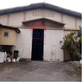 Gedung serbaguna (ada gudang & kantor) mainroad Soekarno Hatta