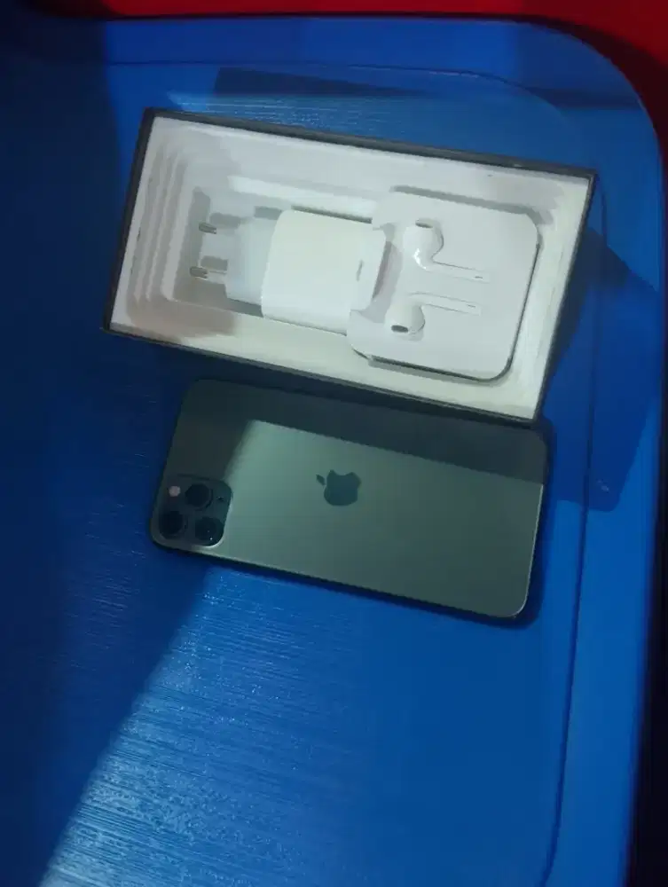Iphone 11 pro max 256gb yg cocok barang baru