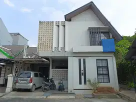 Rumah Keren Full Furnised Ditengah Kota Bekasi