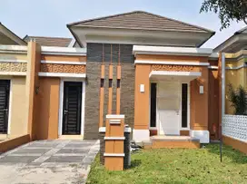 Rumah 1 LT (8x20) di Cluster Cempaka Suvarna Sutera Tangerang 1K900046
