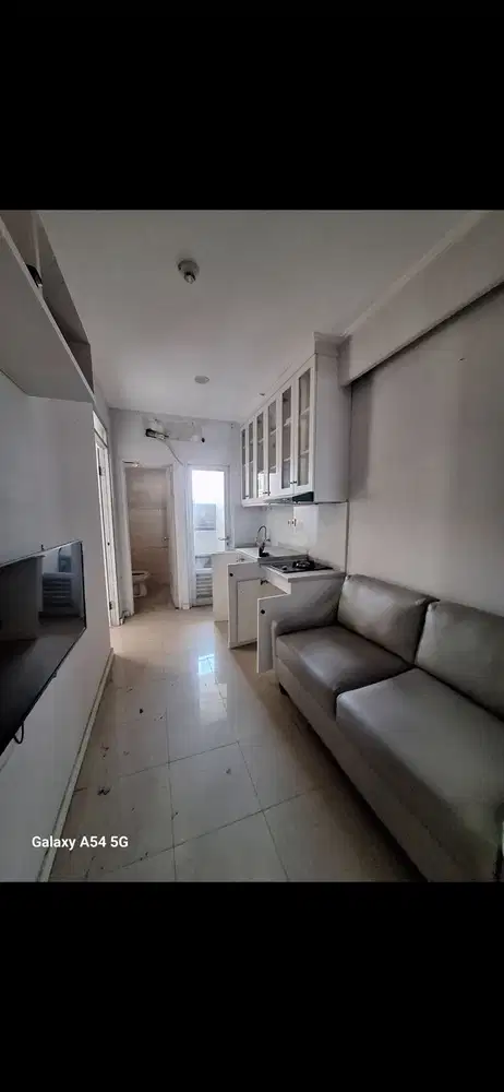 1 BR Apartemen Grand Emerald - Kelapa Gading