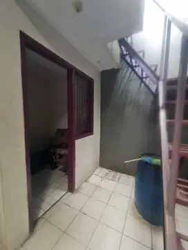 Rumah dijual cepat 1.5 lantai Bundaran depan Citra raya Cikupa Tangera