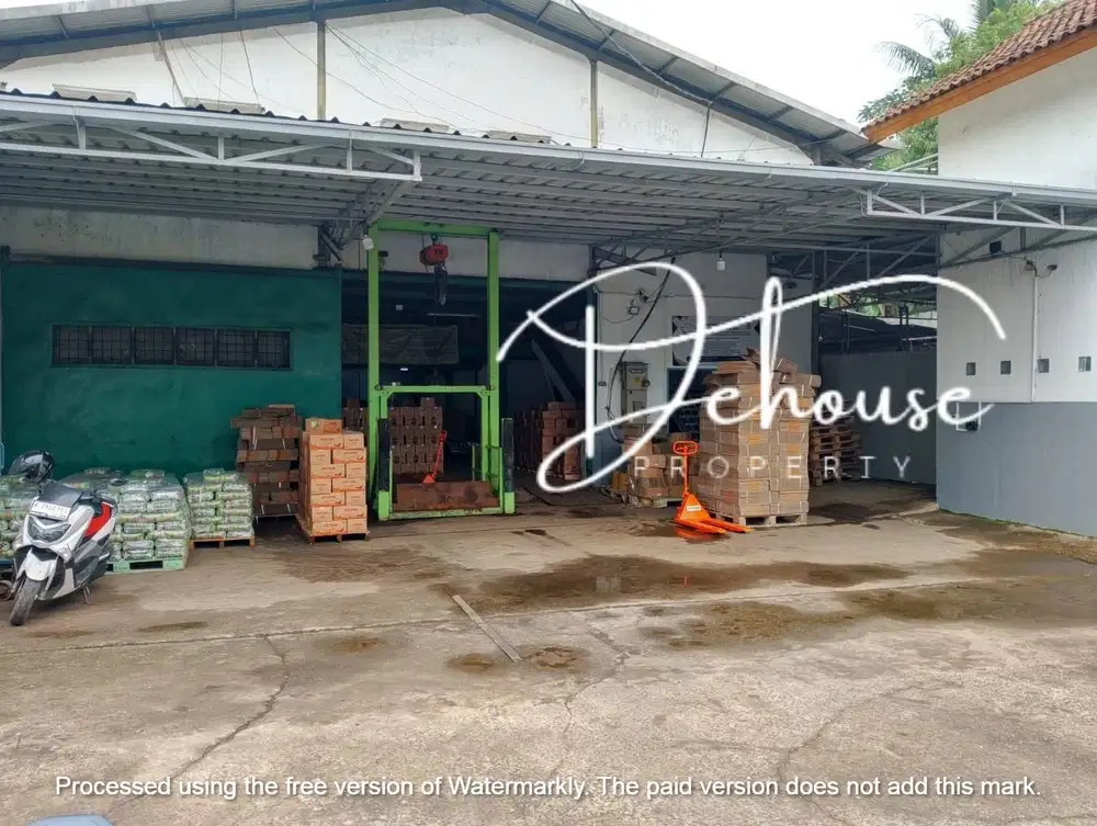 Gudang kondisi Istimewa Wanaherang