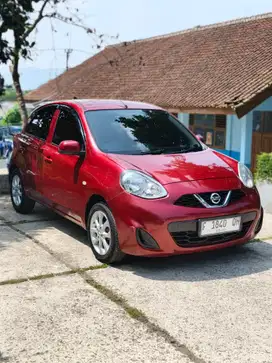 Nissan March 2017