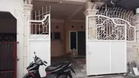 Rumah Semampir dekat Semolowaru Baruk Nginden Merr