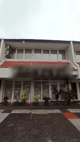 RUKO PONDOK INDAH PLAZA 2 LANTAI SEMI FURNISHED LOKASI STRATEGIS SIAP HUNI