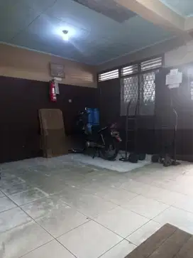 Rumah lama terawat