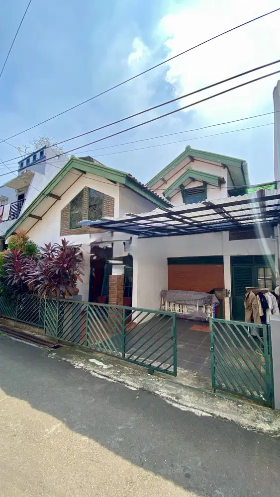 Dijual Rumah Komp. Cempaka Hijau Ciputat Tangerang Selatan