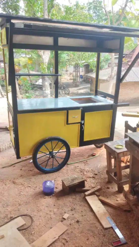 Gerobak rotibakar