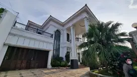 rumah mewah trunojoyo banyumanik, dekat sma hidatullah