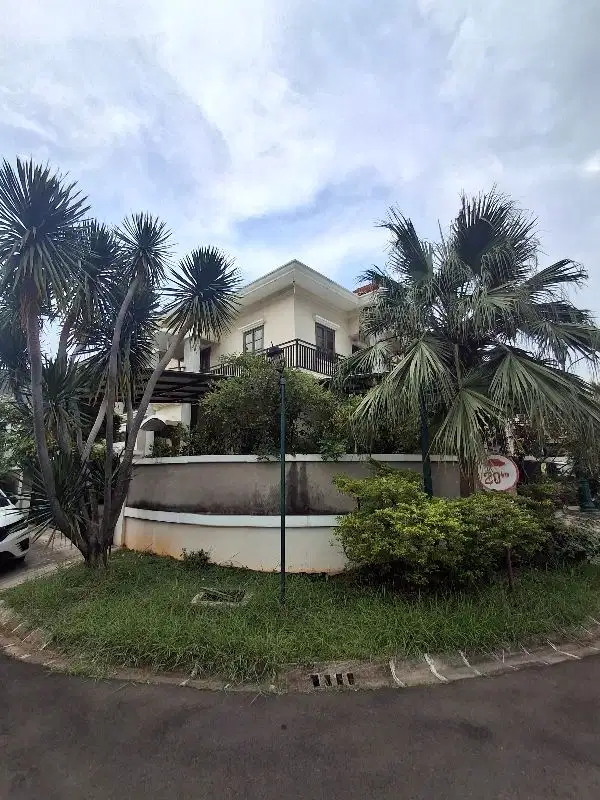 dijual rumah hook mewah  di gading pelangi residences kelapa gading